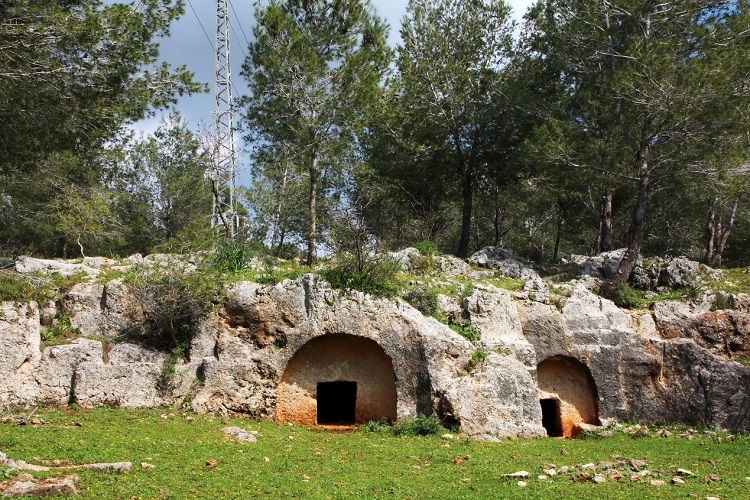 שביל המערות בכרמל, צילום: עלא פחמאוי